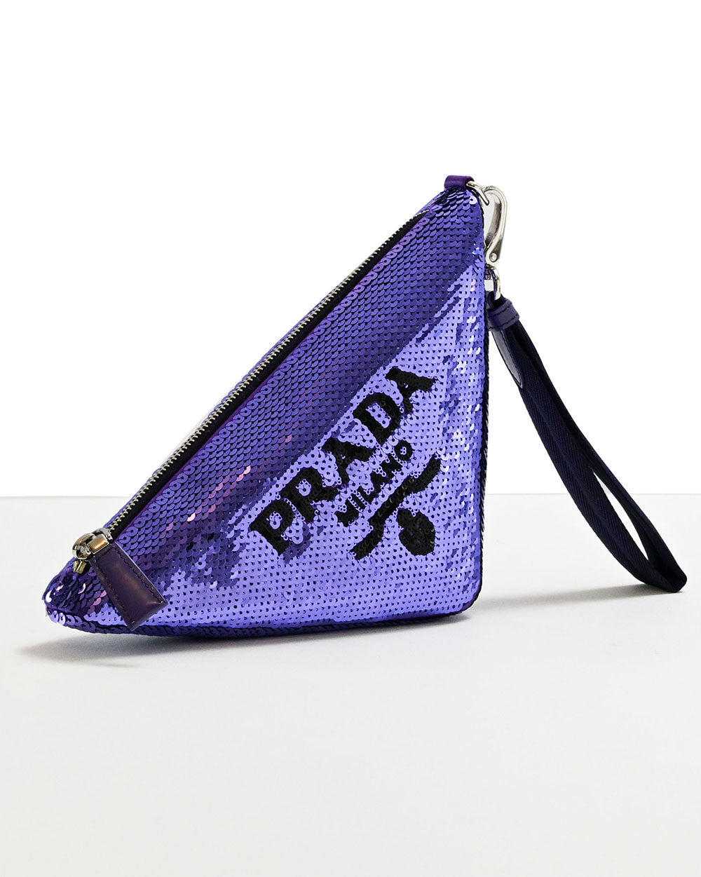 Borsa triangolo Prada con paillettes